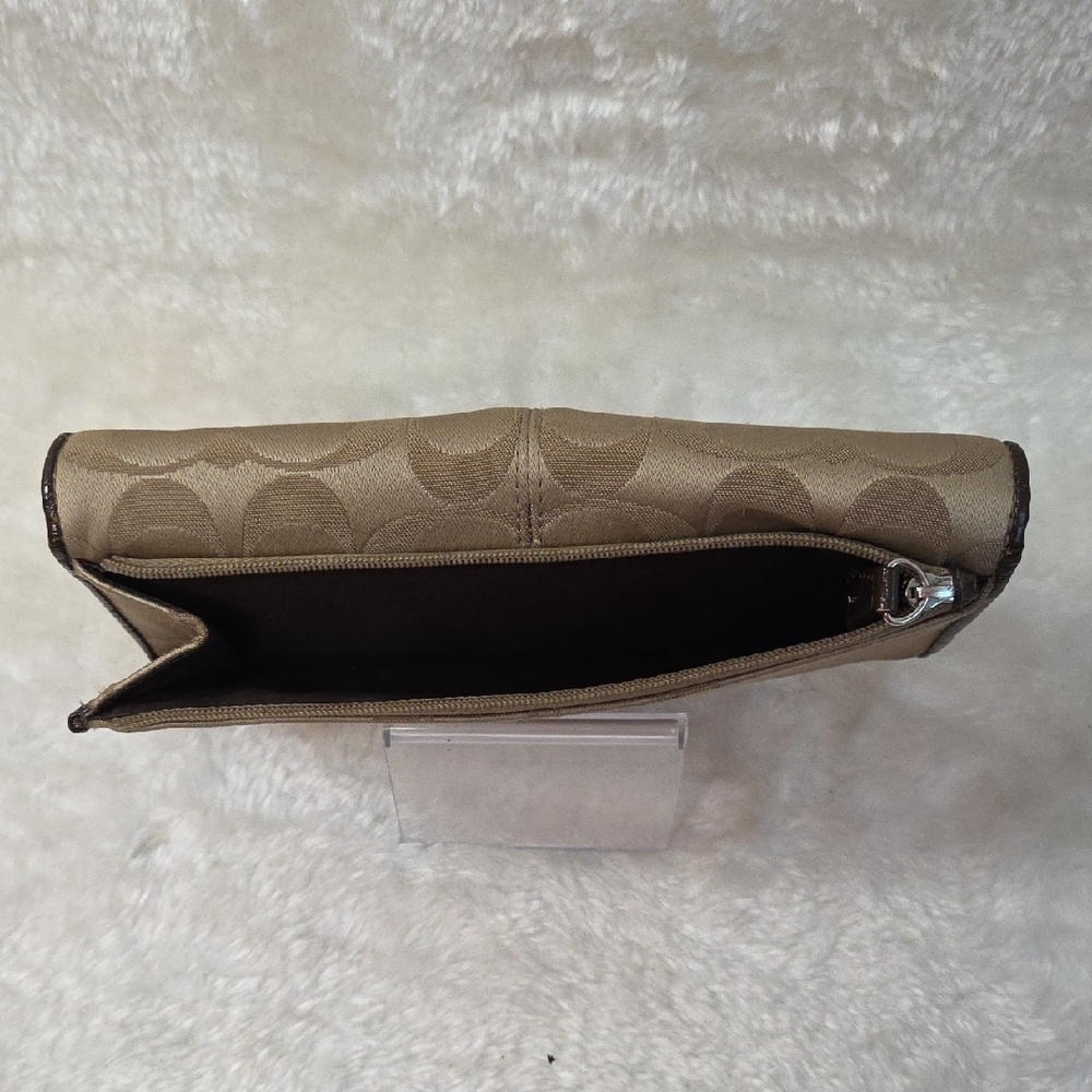 Coach Vintage Tan Signature long Wallet - Picture 4 of 6